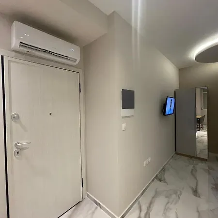Demetrios Apartment